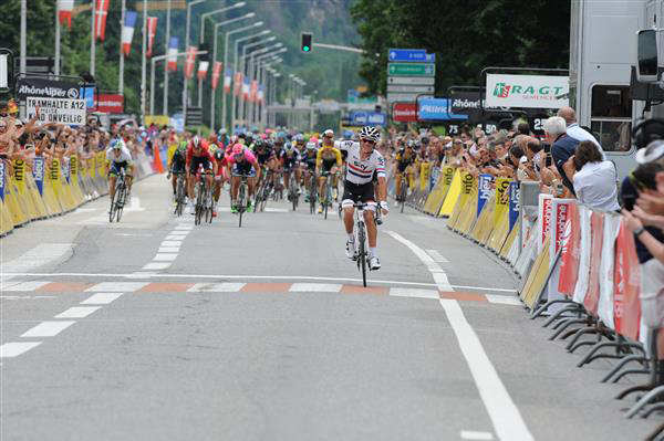 Peter Kennaugh won the Dauphine first stage